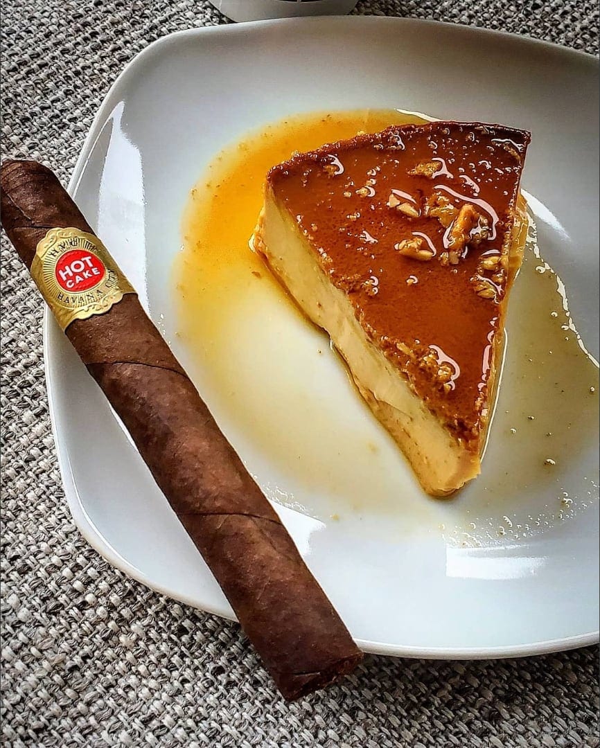 bars-and-cigars-hvc-hot-cake-cigar-2